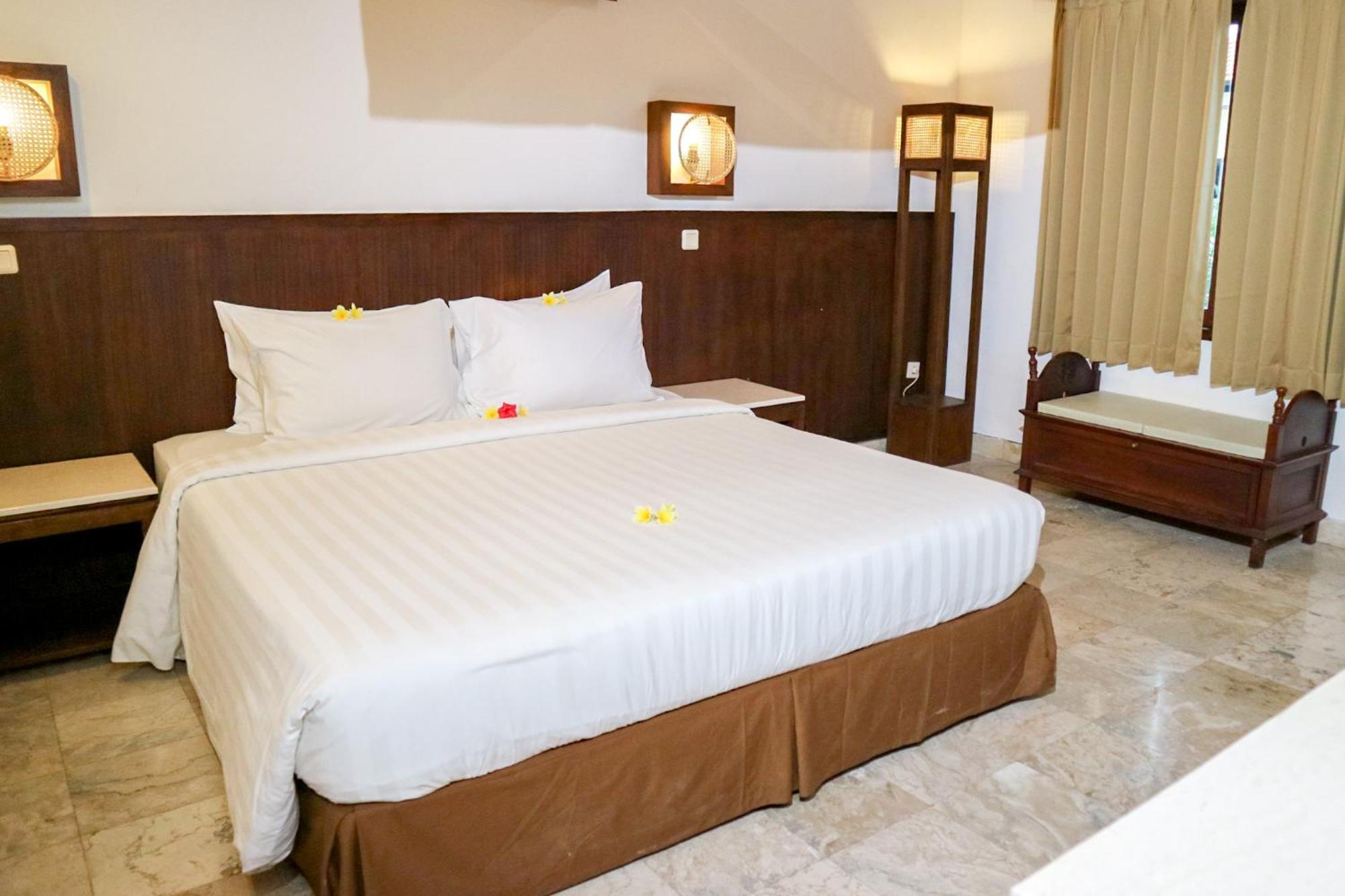 The Lagoon Bali Pool Hotel And Suites Legian Exteriör bild