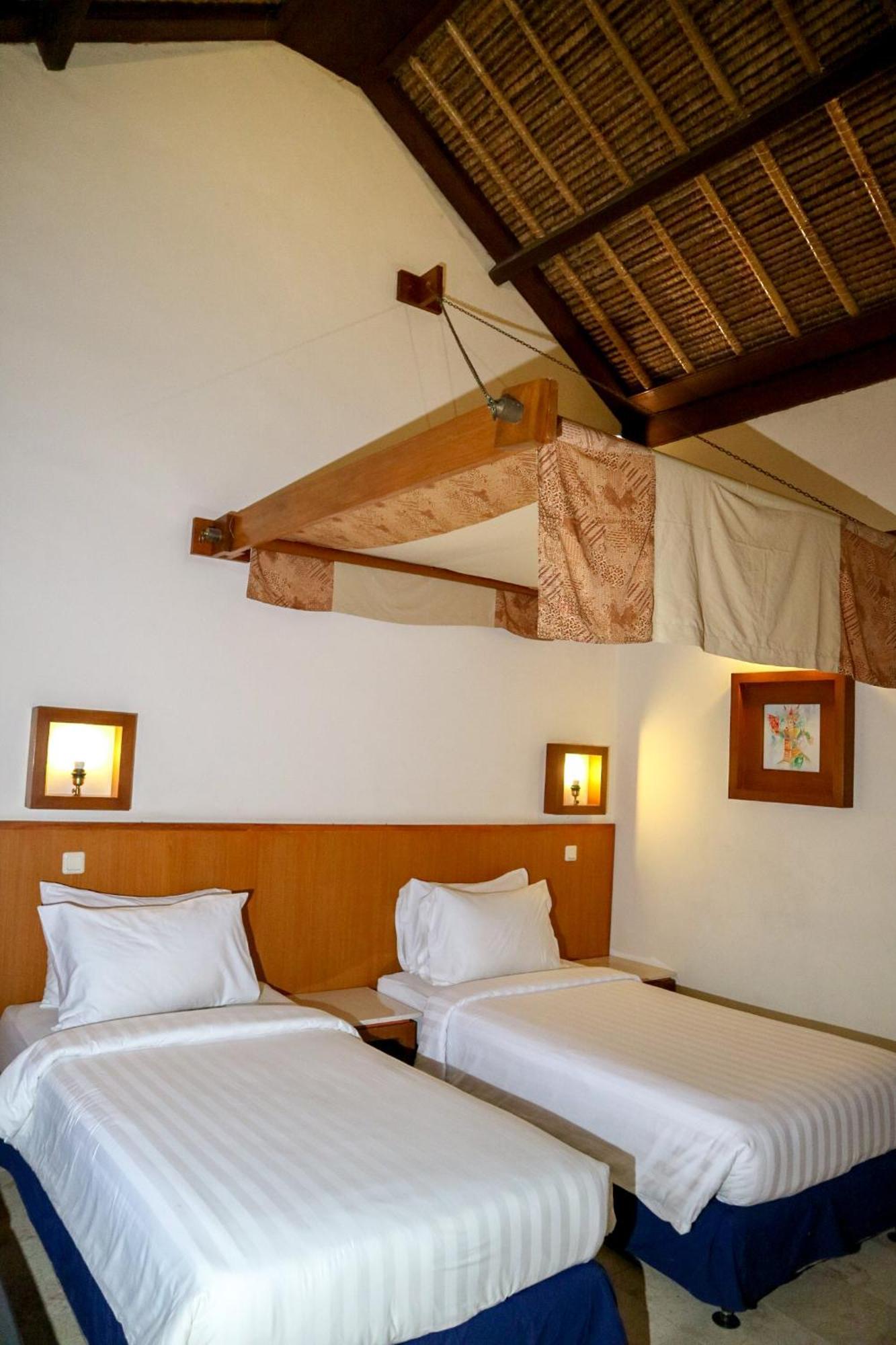 The Lagoon Bali Pool Hotel And Suites Legian Exteriör bild