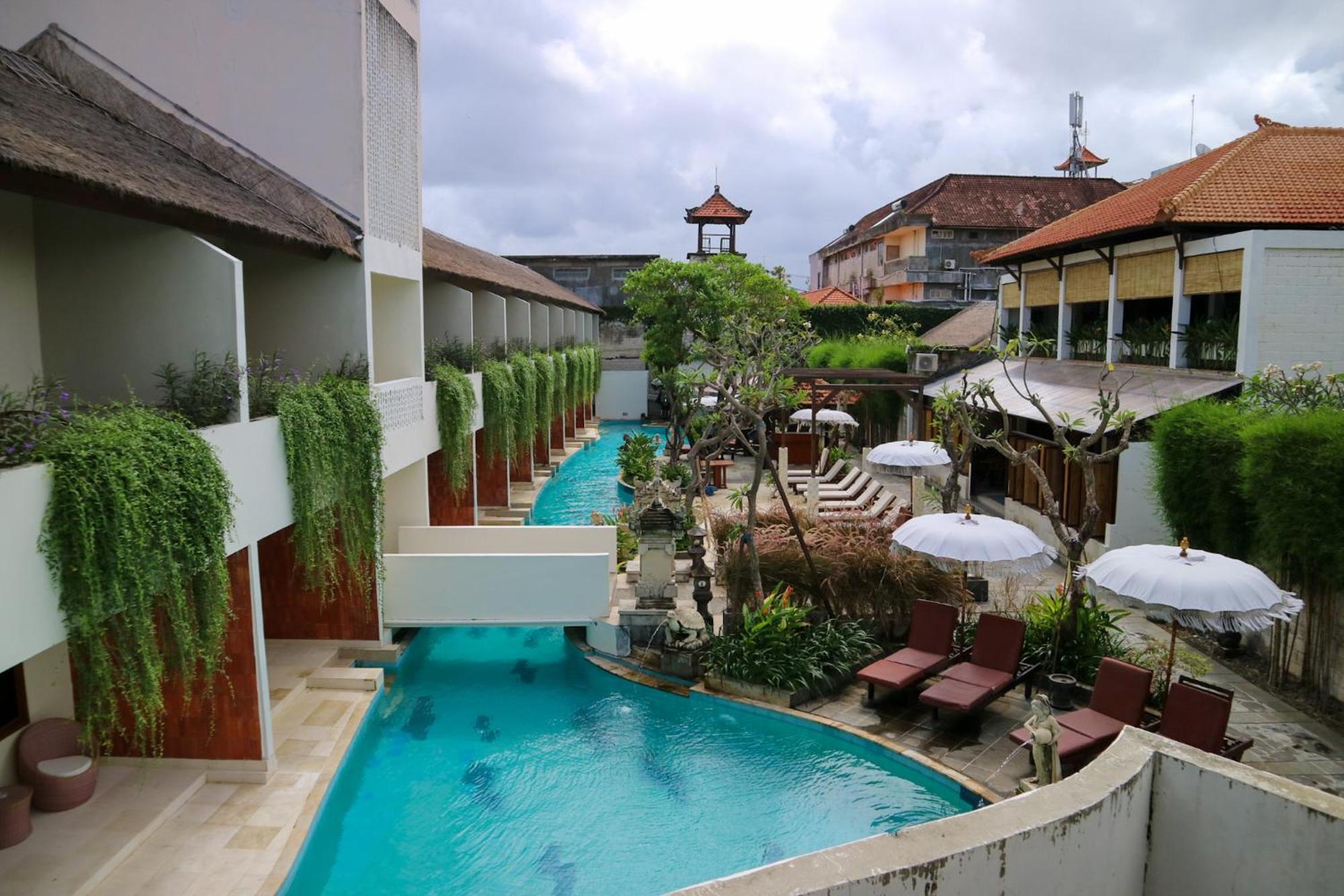The Lagoon Bali Pool Hotel And Suites Legian Exteriör bild
