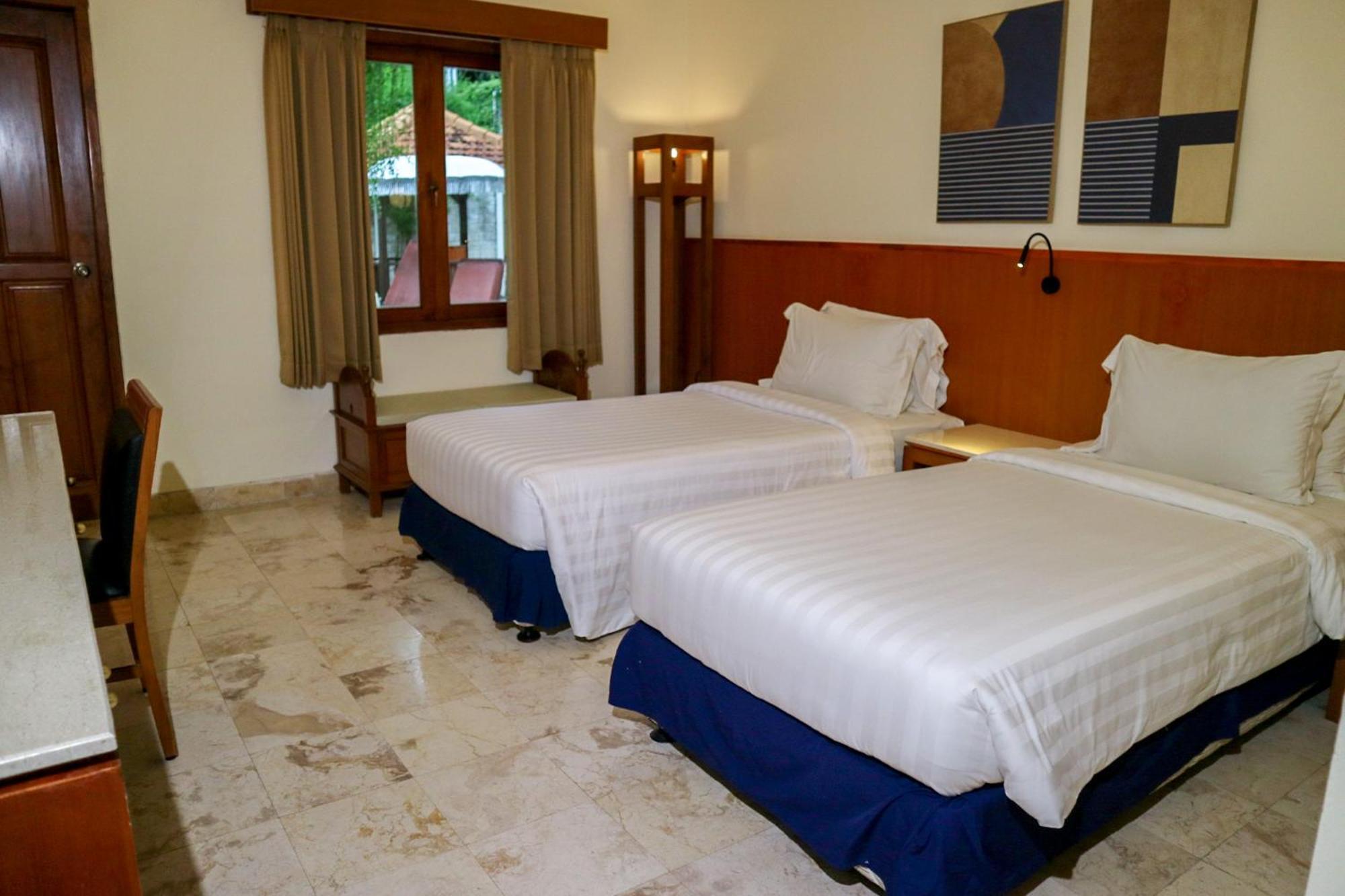 The Lagoon Bali Pool Hotel And Suites Legian Exteriör bild