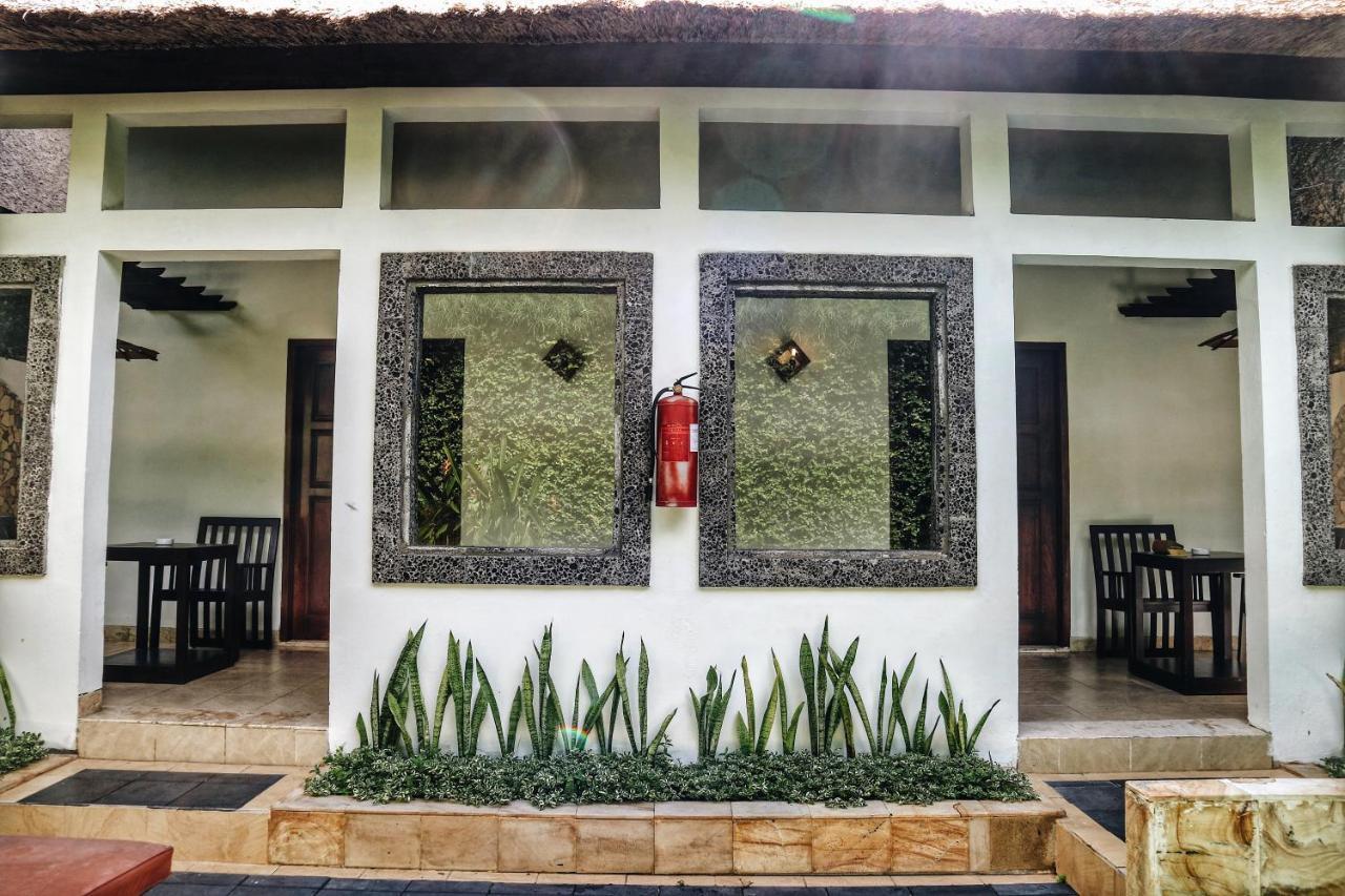The Lagoon Bali Pool Hotel And Suites Legian Exteriör bild